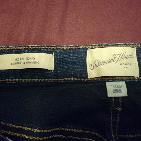 Universal Thread Co - Picture 3 of 3